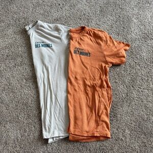 Catch Des Moines Iowa Graphic T-Shirts Size Unisex Small